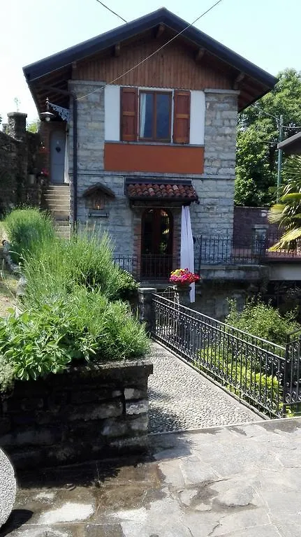 Vakantiehuis Sweet Home Faggeto Lario