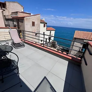 https://casa-lalbero-maestro.sicilyhotelsitaly.net